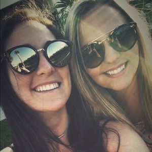 Meet your Posher, Natalie